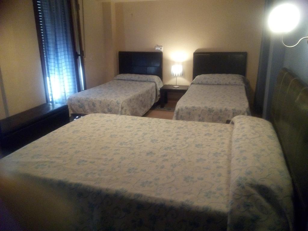 Hostal Sevilla Granada Ngoại thất bức ảnh