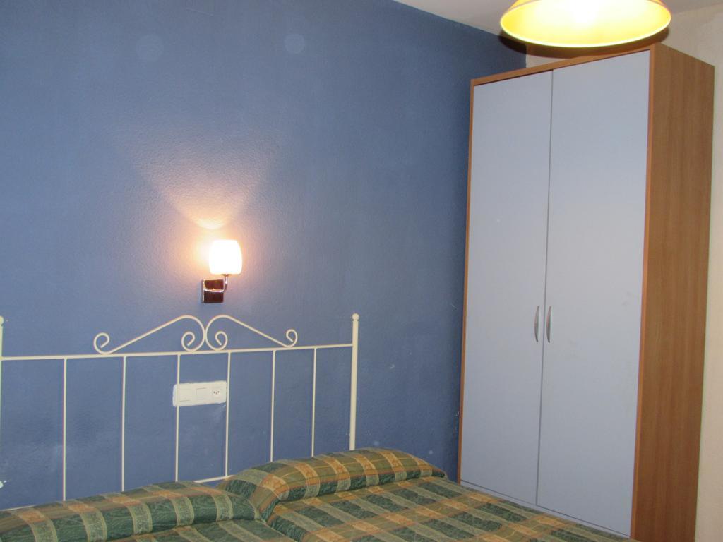 Hostal Sevilla Granada Ngoại thất bức ảnh
