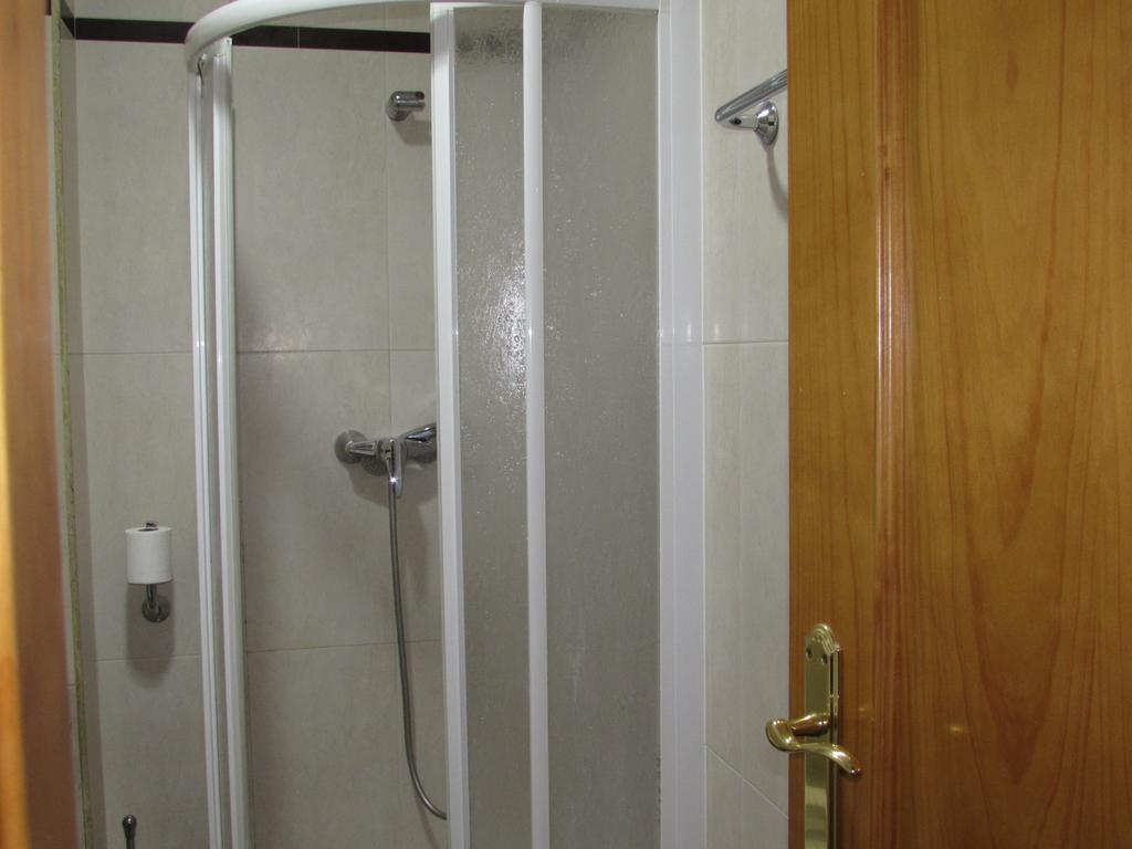 Hostal Sevilla Granada Ngoại thất bức ảnh
